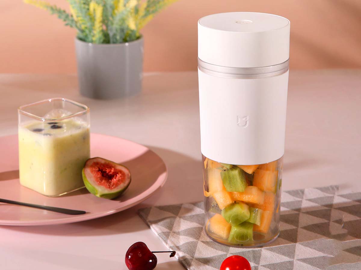 آبمیوه گیری قابل حمل شیائومی مدل Xiaomi Portable Fruit Juicer MJZZB01PL 300ml